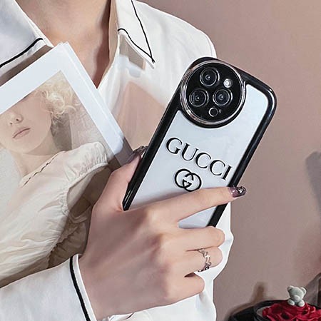 アイフォン 15pro グッチ gucci スマホケース 