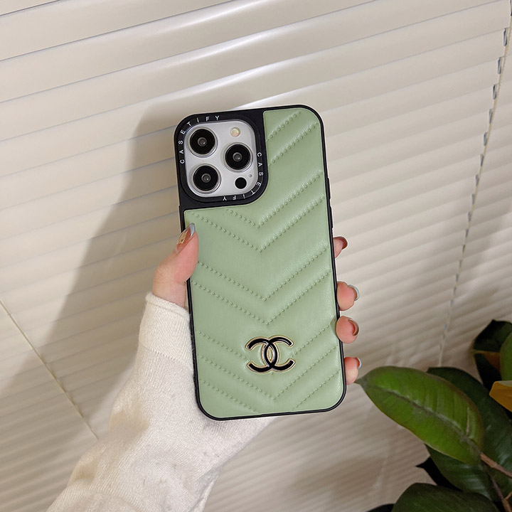 chanel iphone 15プロ max 携帯ケース 