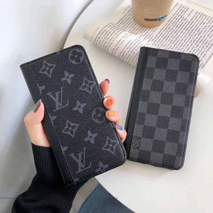 アイフォーン 15pro 携帯ケース vuitton 