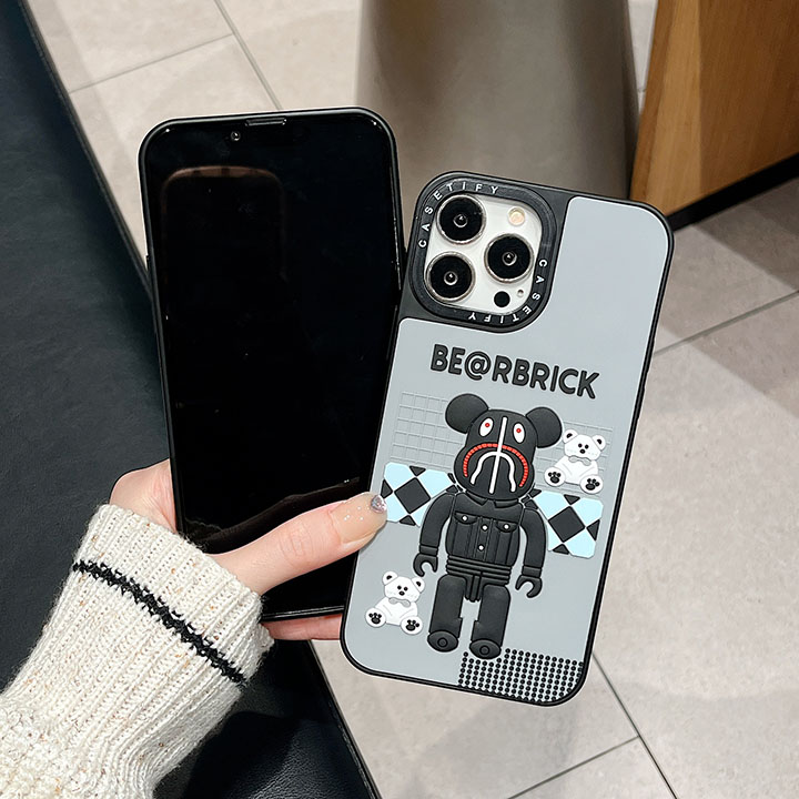 ベアブリック bearbrick iphone 15 ultra カバー 