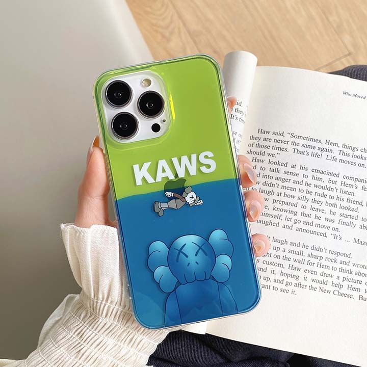カウズ kaws iphone 14pro max スマホケース 